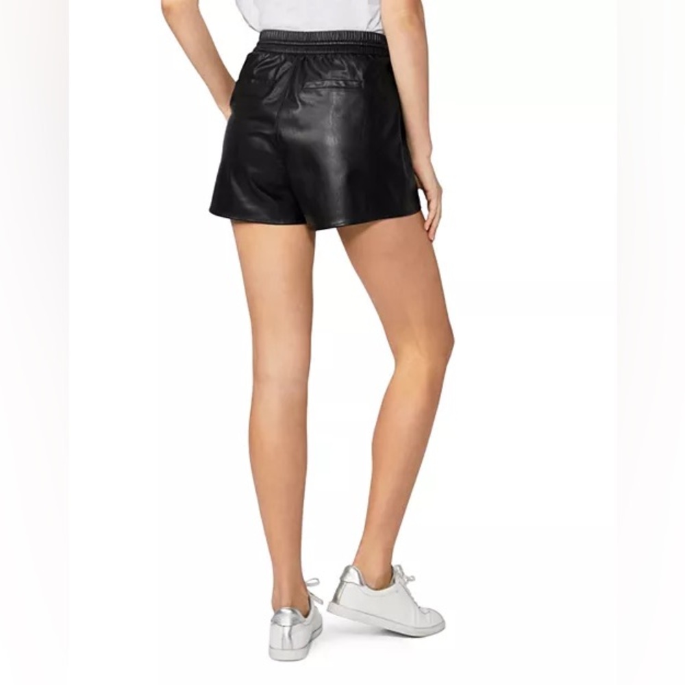 Paige Vivette Leather Look Shorts In Black Size Small New - Picture 2 of 11